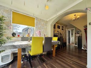 Photo 6- click for photo gallery